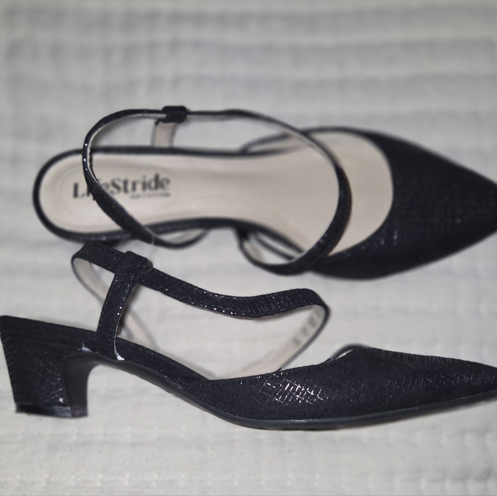 Life Stride Women's Black Slingback Heels